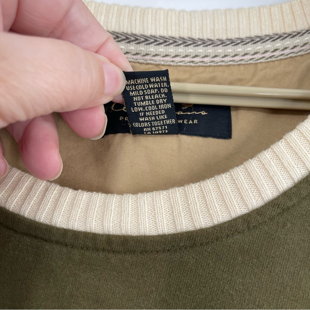 A. Tiziano Men's Color Block Sweater - Picture 12 of 13